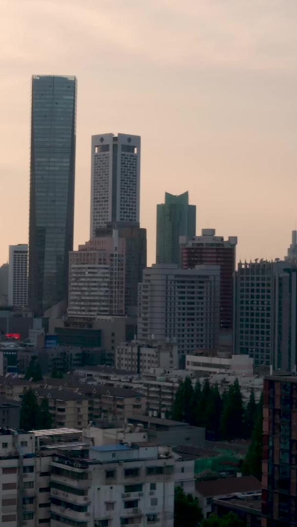 CBD黄昏城市建筑南京新街口视频的预览图