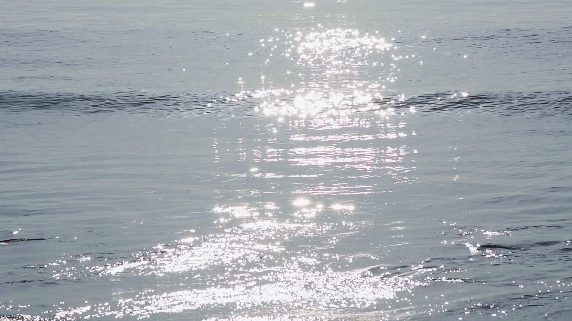 波光粼粼的海浪1080视频的预览图