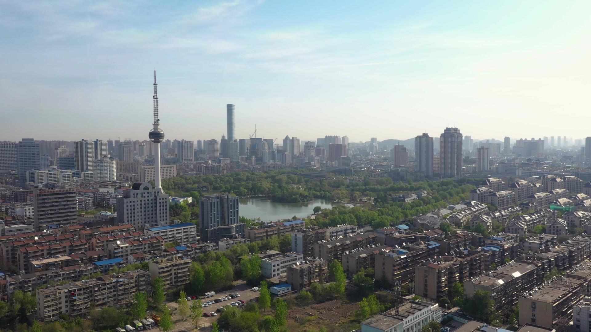 航拍江苏徐州城市风光视频视频的预览图