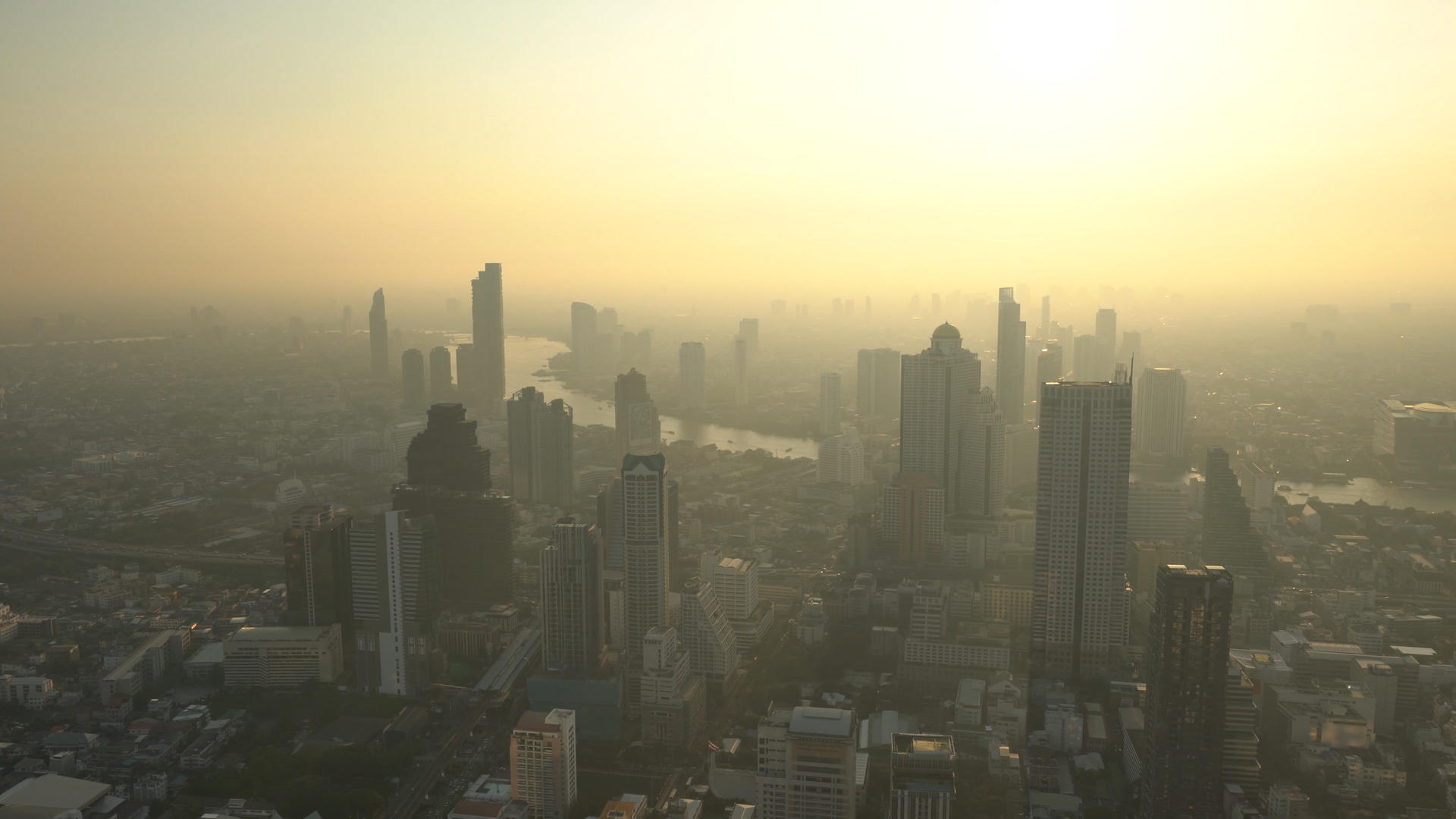 泰国曼谷城市cbd夕阳金黄实拍合集4K视频的预览图