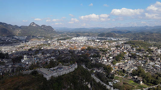 航拍贵州青岩古镇5A景区全景视频的预览图