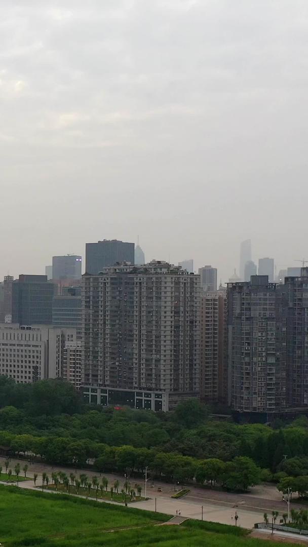 汉口江滩武汉城市风景高楼群视频的预览图