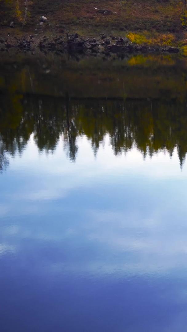 内蒙古多伦湖天池蓝天下视频的预览图