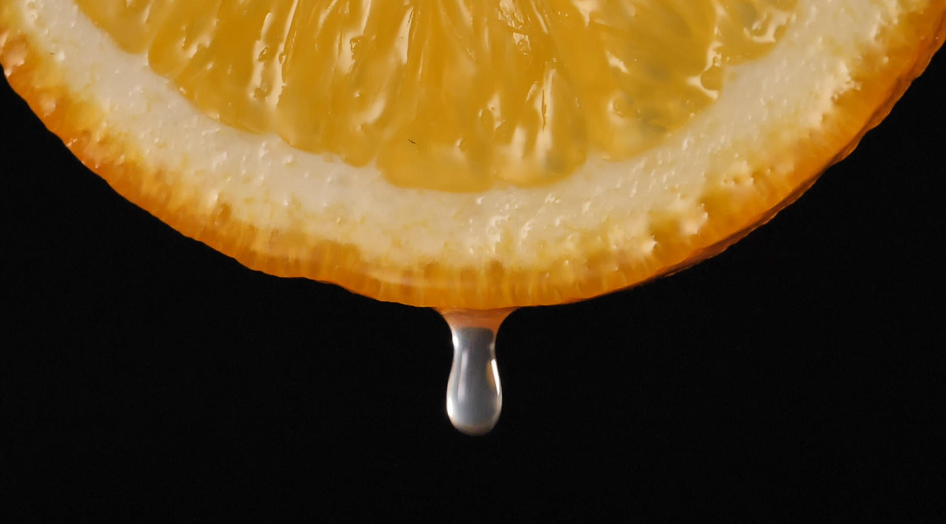 橙汁滴落120p升格视频视频的预览图
