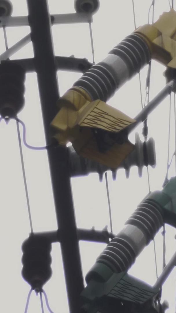 城市电力供应公共服务高压线变压器民生环保能源材料视频的预览图