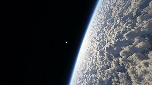 地球高飞视频的预览图