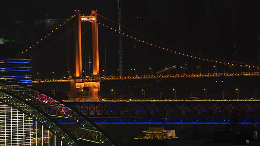 航拍城市夜景道路桥梁交通车流4k素材视频的预览图