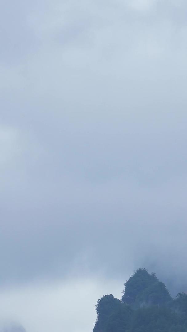 延时摄影城市旅游湖南5A级景区张家界自然风光天空晨雾素材视频的预览图