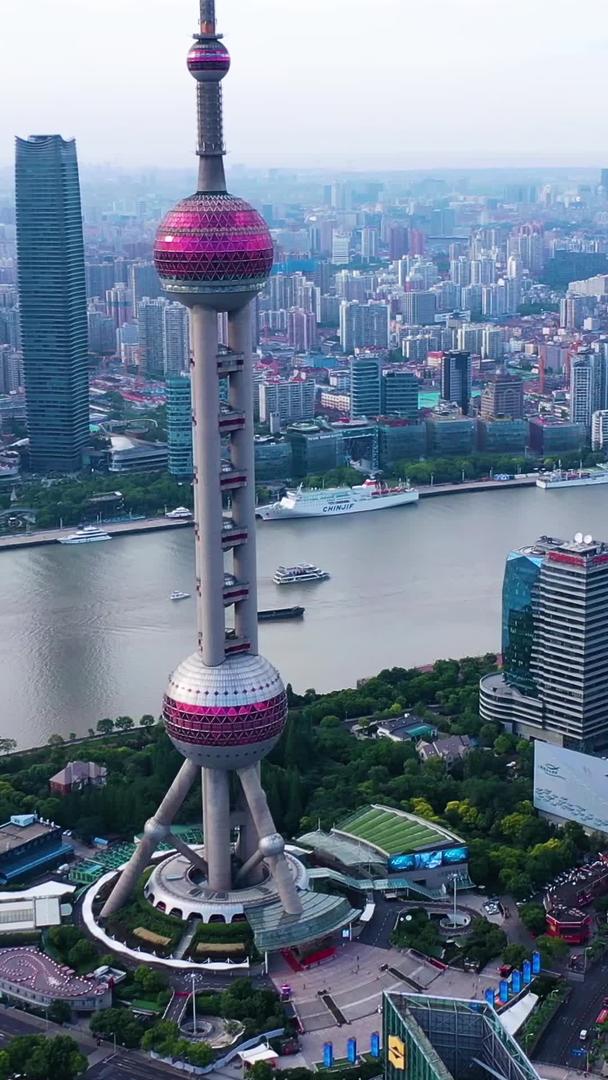 上海外滩航拍视频的预览图