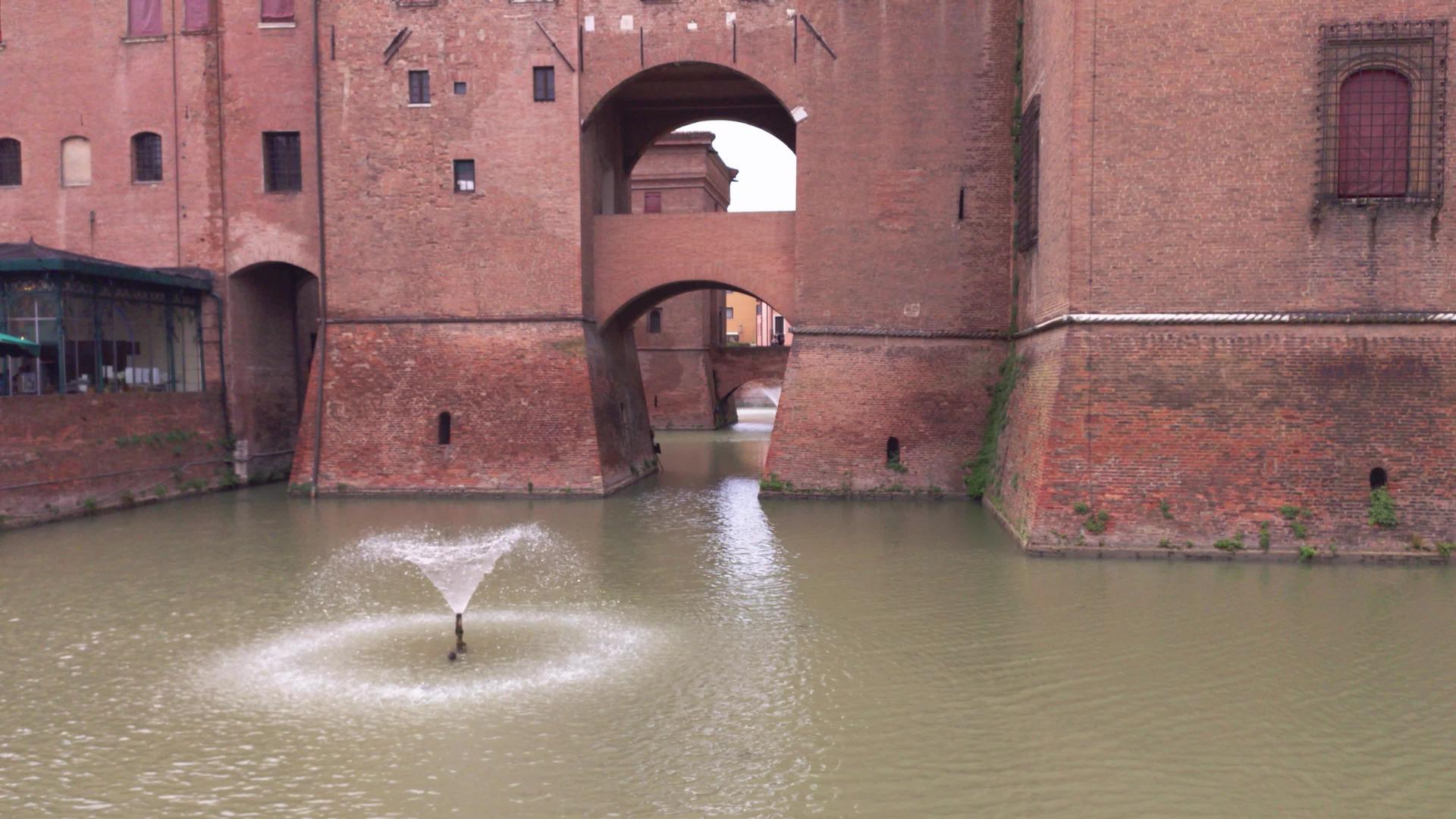 Ferrara城堡布罗细节3视频的预览图