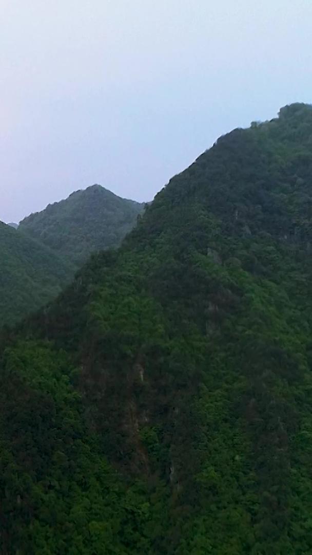 金丝峡大峡谷是陕南唯一的5A级景区视频的预览图