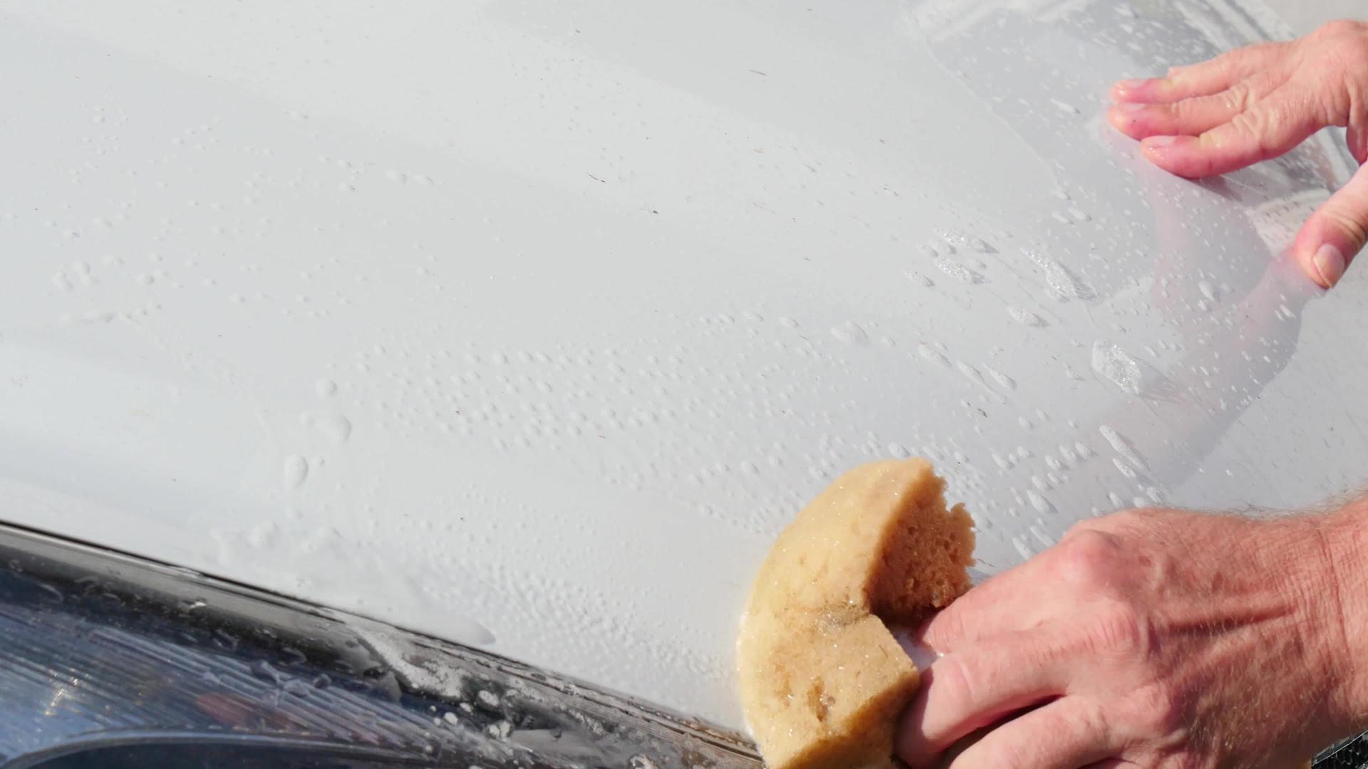 洗车的人手紧了视频的预览图