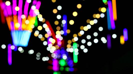 夜市集彩色滚灯1视频的预览图