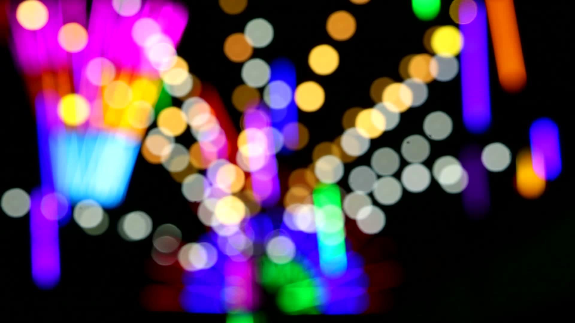 夜市集彩色滚灯1视频的预览图