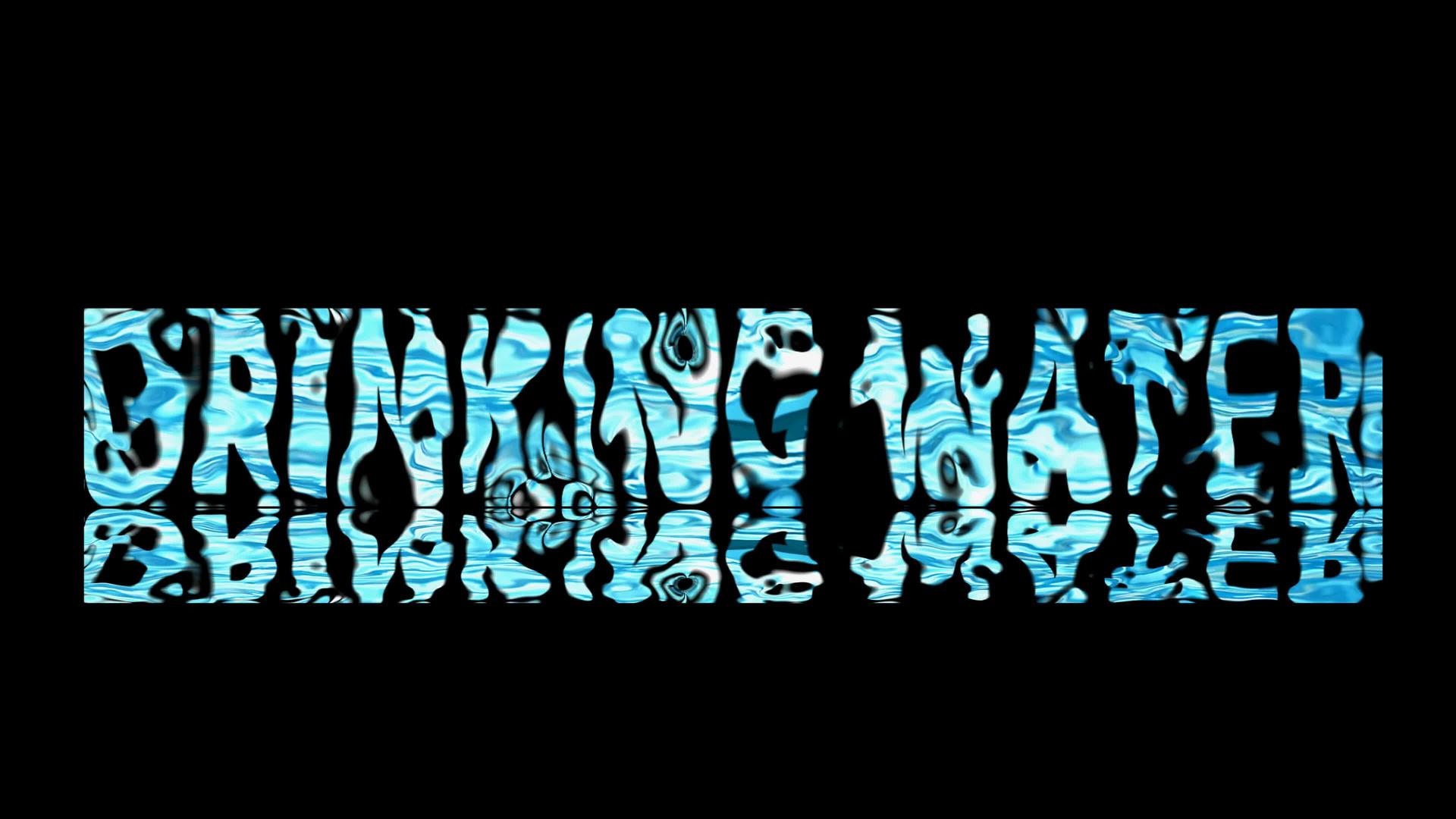 4k反射模糊的水抽象分布标记和改变饮用水的基本字母视频的预览图