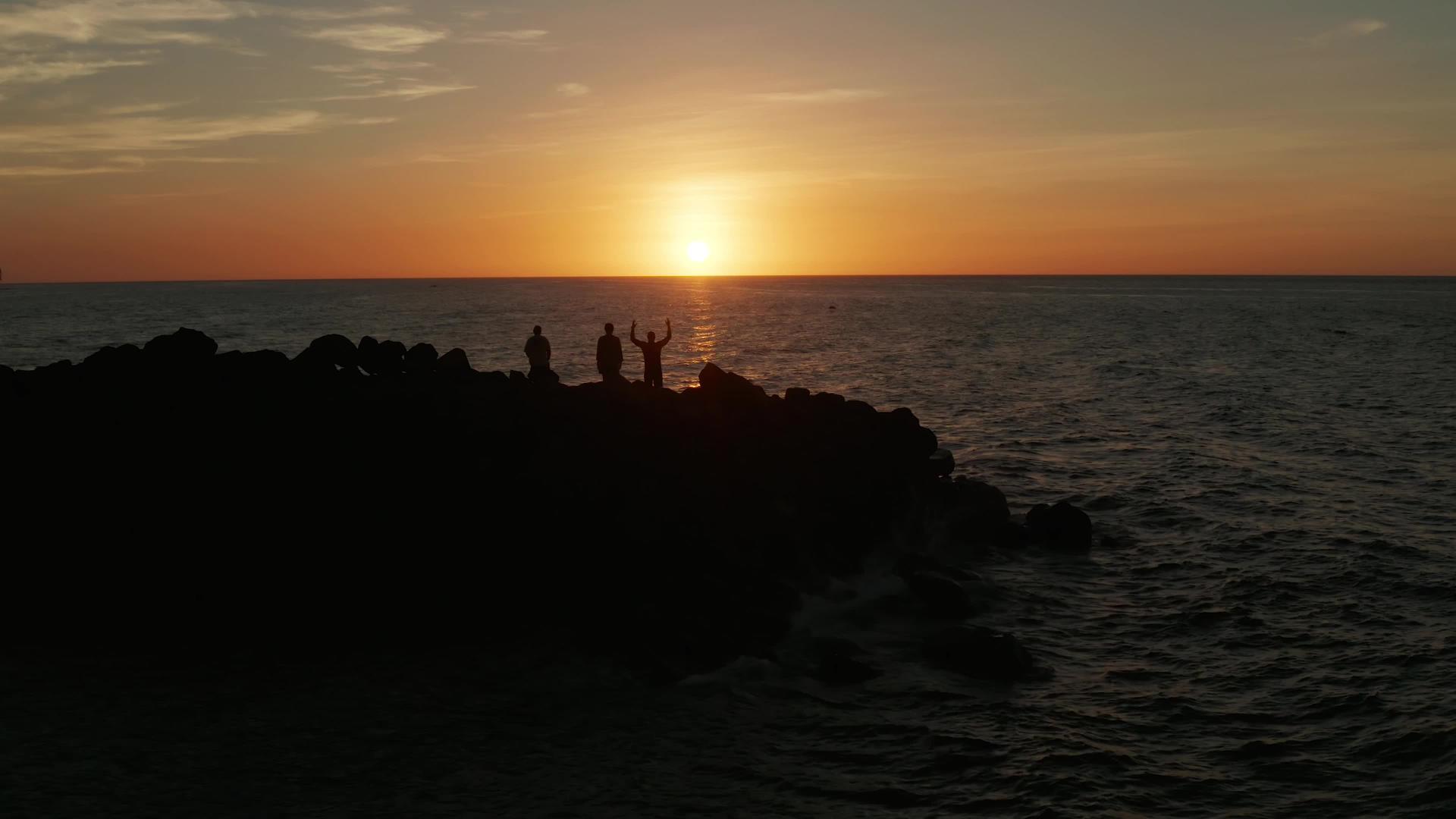 海面日落视频的预览图