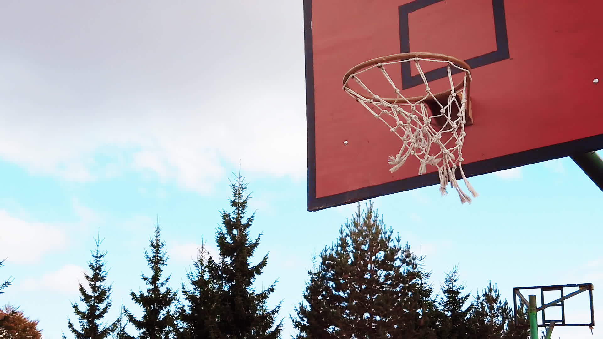 慢速运动篮球点视频的预览图