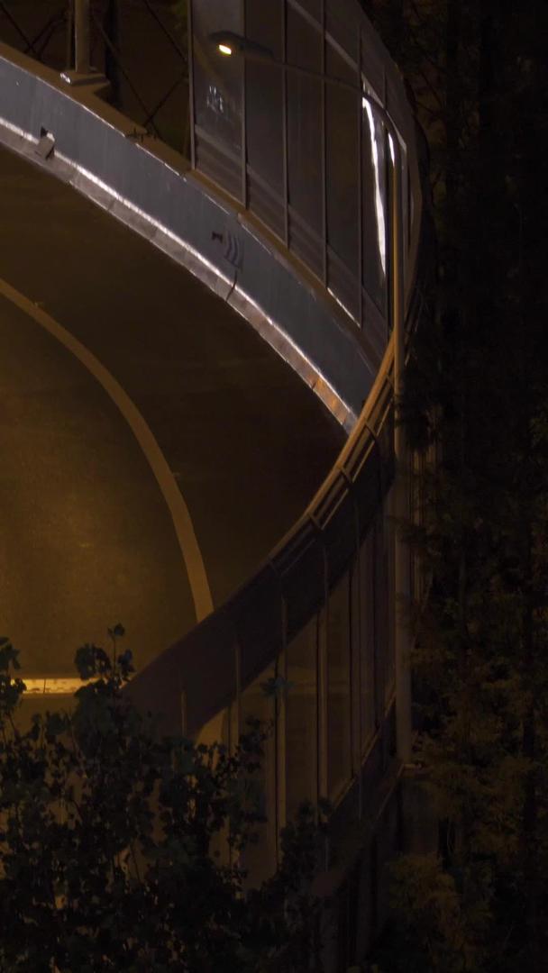 城市夜景交通高架桥道路交通流量材料视频的预览图