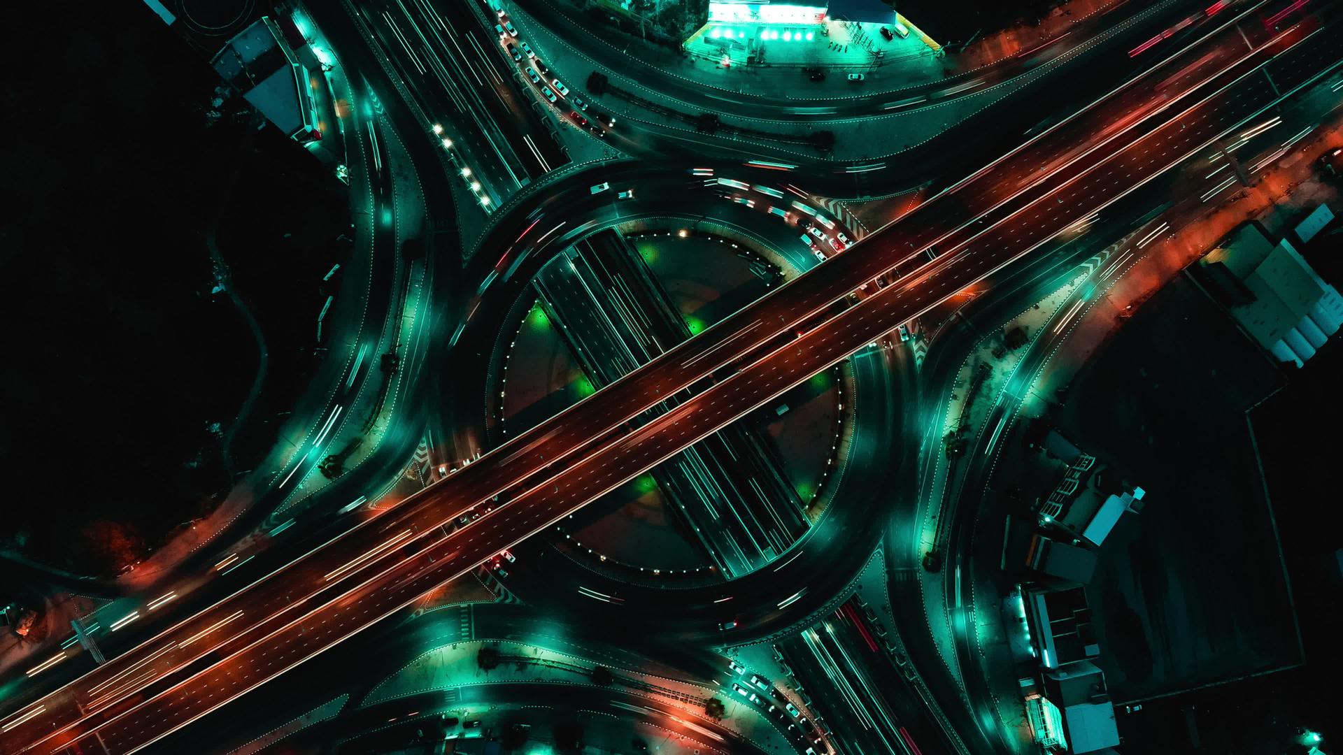延时高速公路顶视图CirclRoad重要的交通基础设施视频的预览图