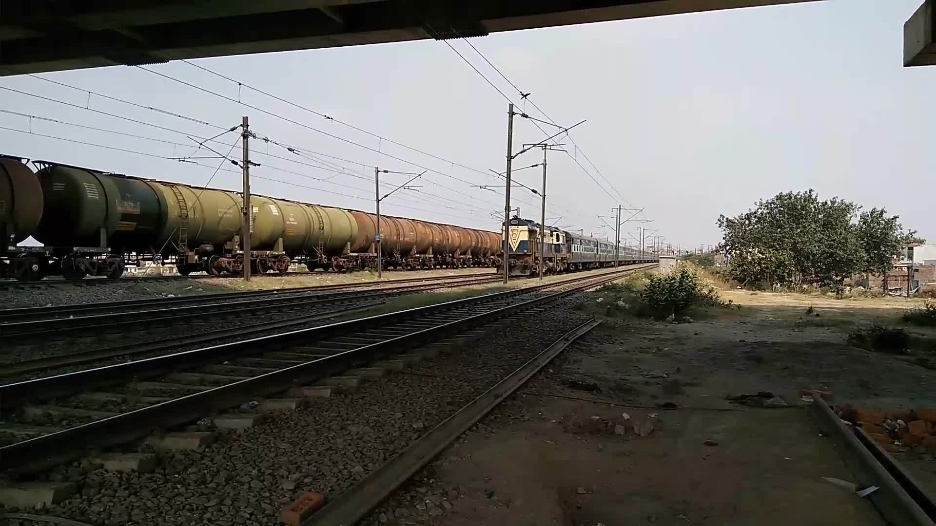 选择重点印度铁路视频的预览图
