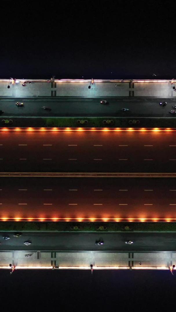 桂林解放桥高清航拍城市地标两岸夜景风景视频的预览图
