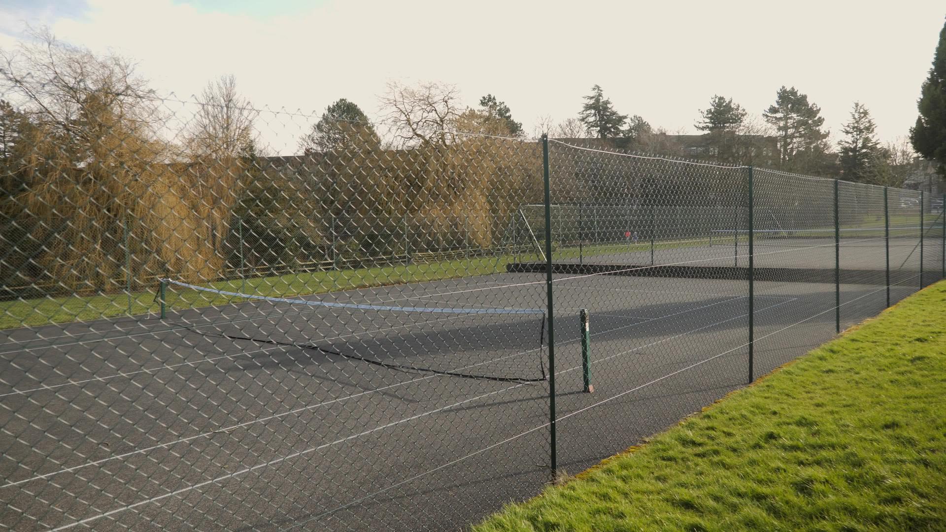 空中户外网球法院视频的预览图