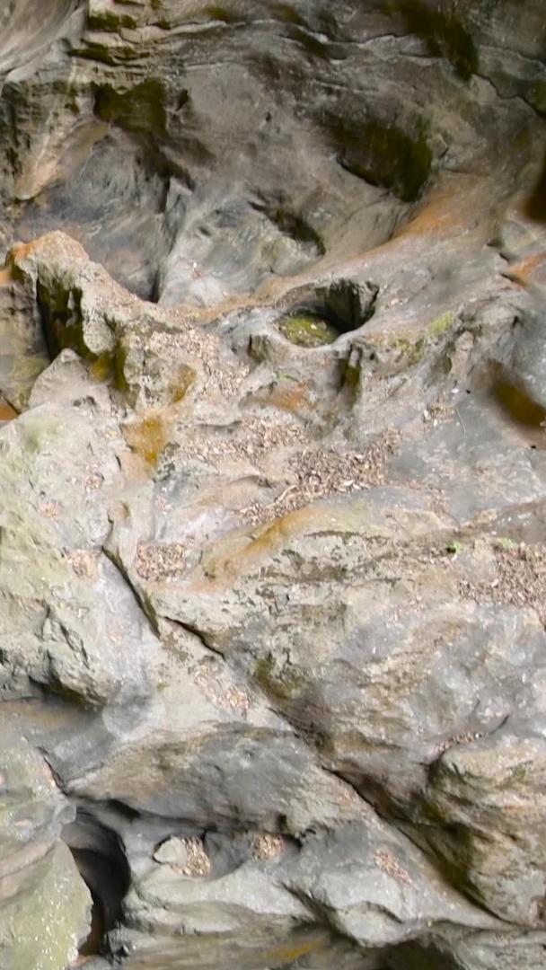 昆明宜良九乡景区溶洞视频的预览图