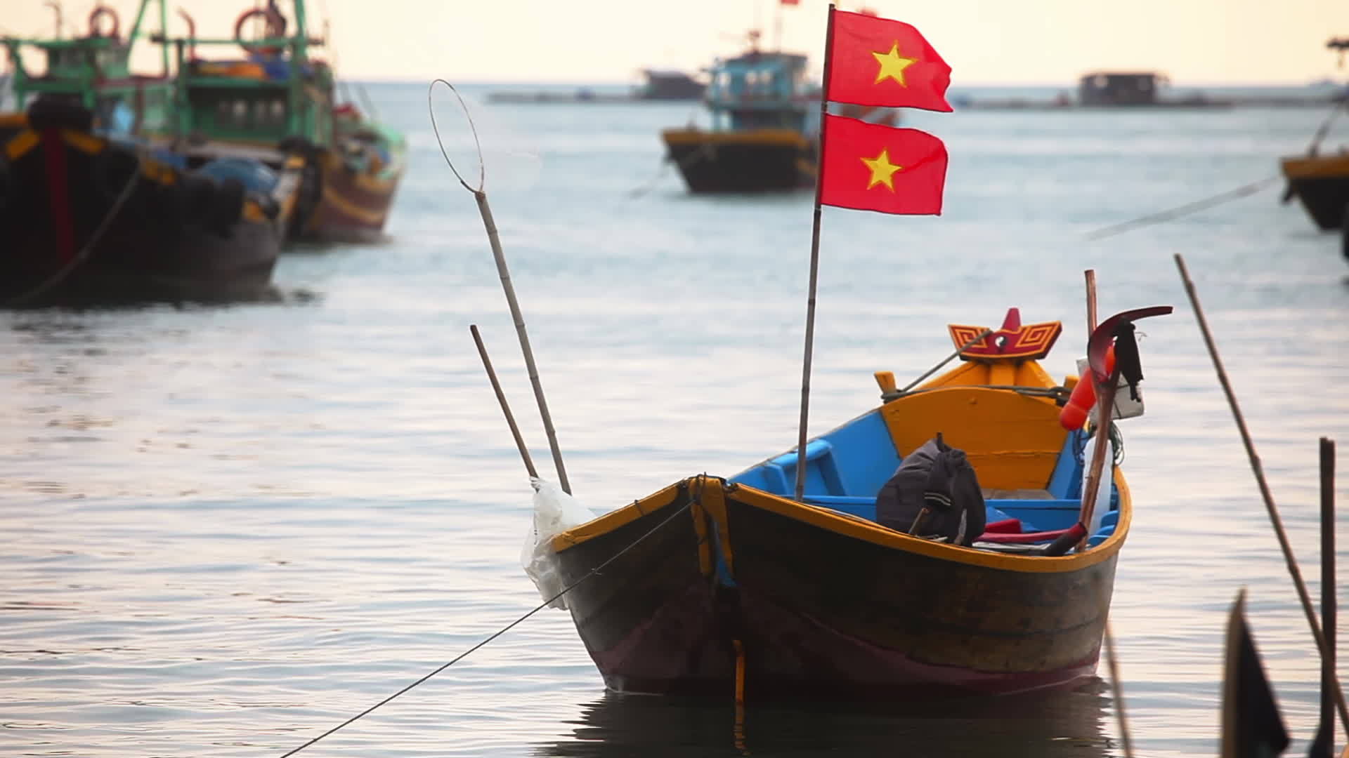 维特南渔船视频的预览图