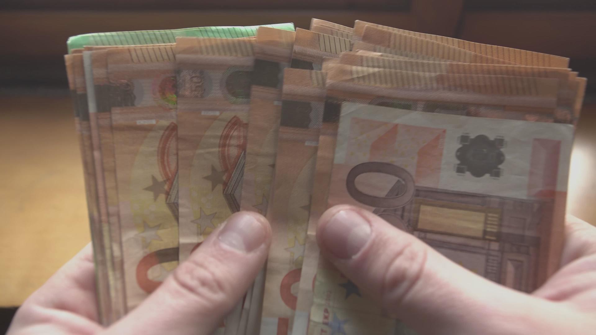 欧元计票4视频的预览图