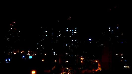 城市的闪电在夜晚闪耀视频的预览图