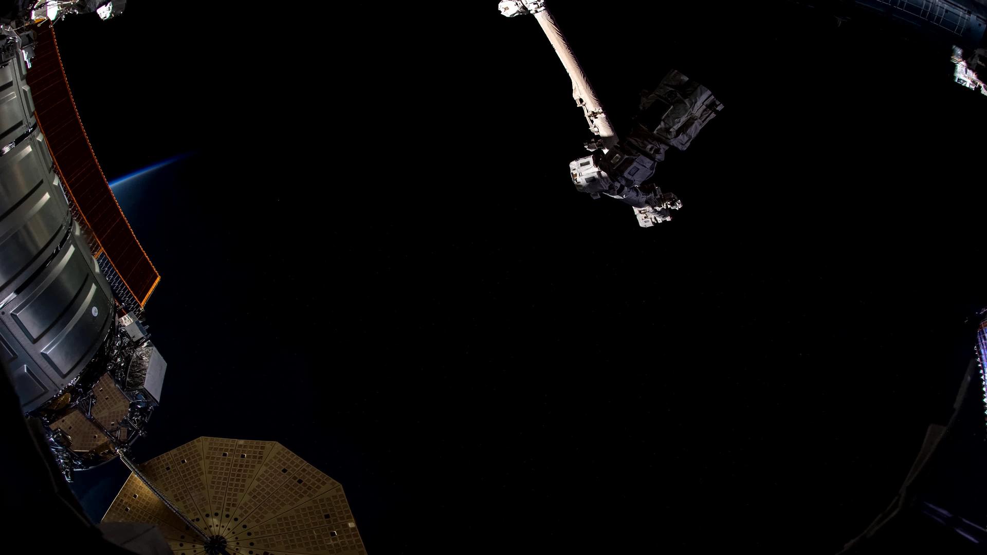 来自国际空间站的空间视图ISS来自美国宇航局视频的预览图