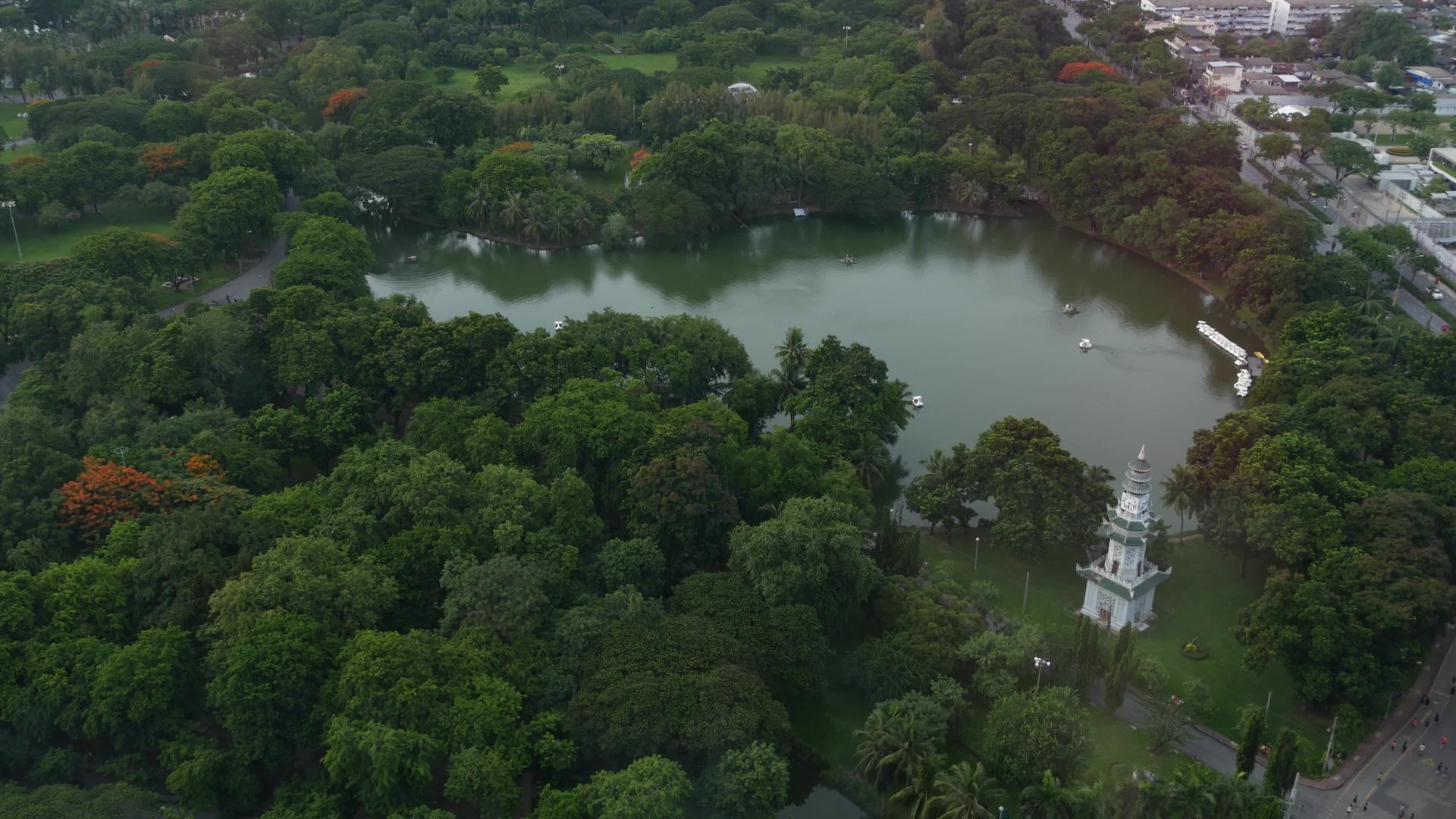 泰国无人飞机Bangkok看到街上的路和视频的预览图