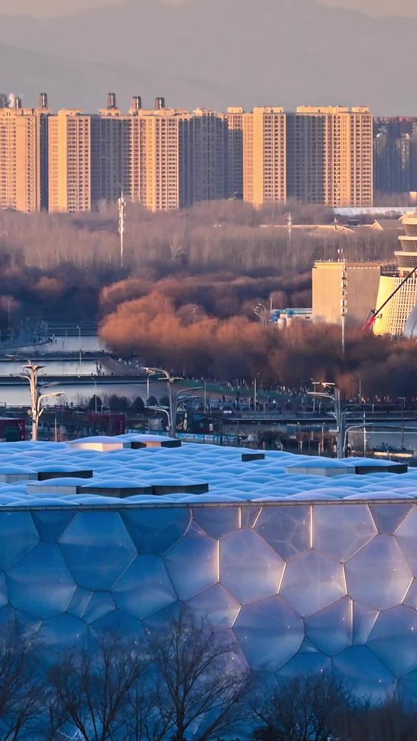 延迟北京国家游泳中心和奥林匹克塔视频的预览图