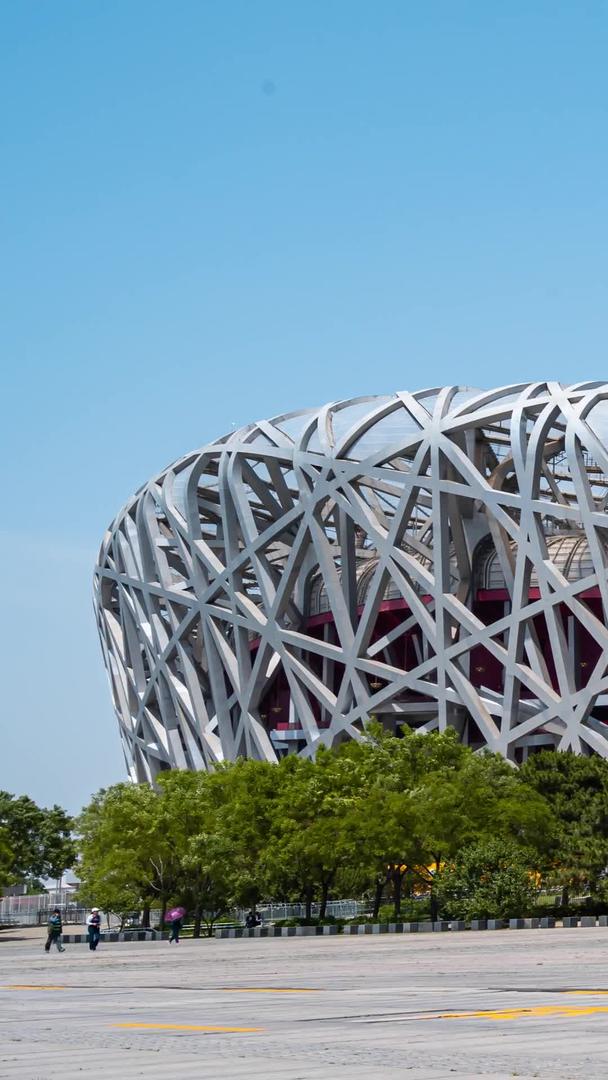 北京奥运会主会场鸟巢蓝天人流延迟视频的预览图