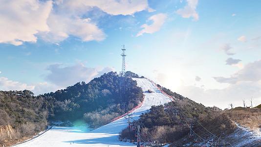 北京郊区滑雪场视频的预览图