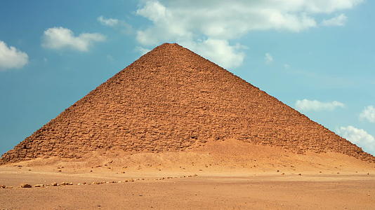 吉萨谷凯罗埃吉普特4号金字塔视频的预览图