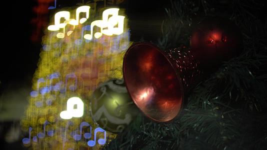 带音乐符号bookeh圣诞节球有选择性焦点视频的预览图