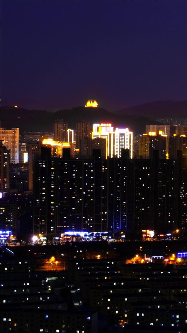 延迟拍摄西宁城市夜景视频的预览图