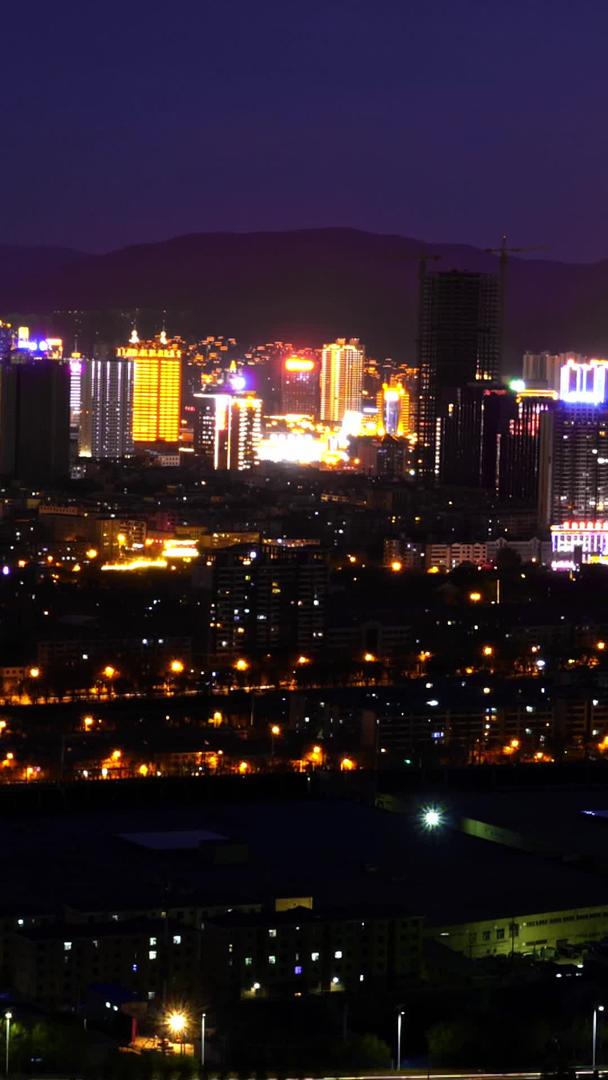 延迟拍摄西宁城市夜景视频的预览图