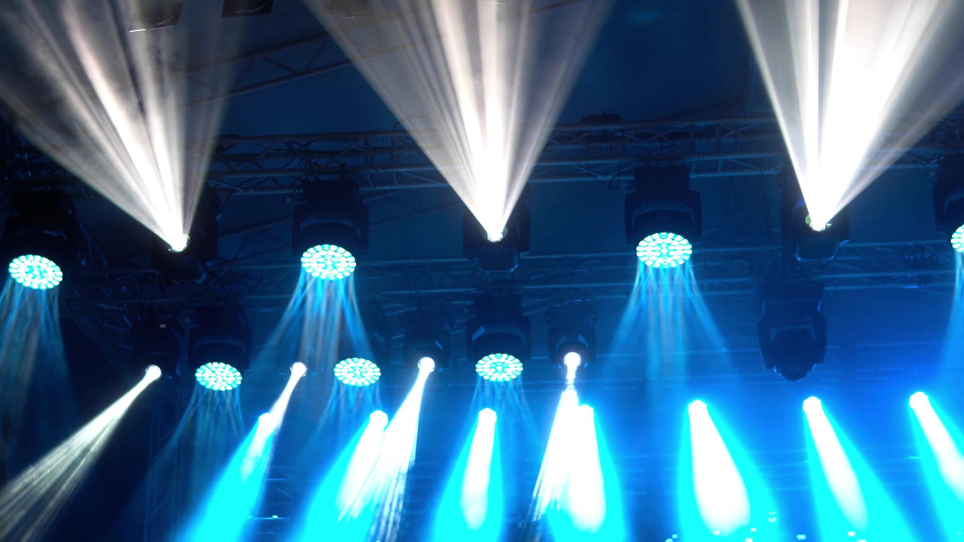 丰富多彩的舞台背景和生动的舞台聚光灯表演视频的预览图