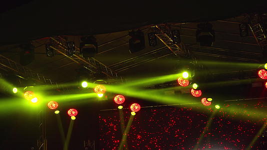 免费舞台指导灯光舞台照明背景音乐会灯光视频的预览图