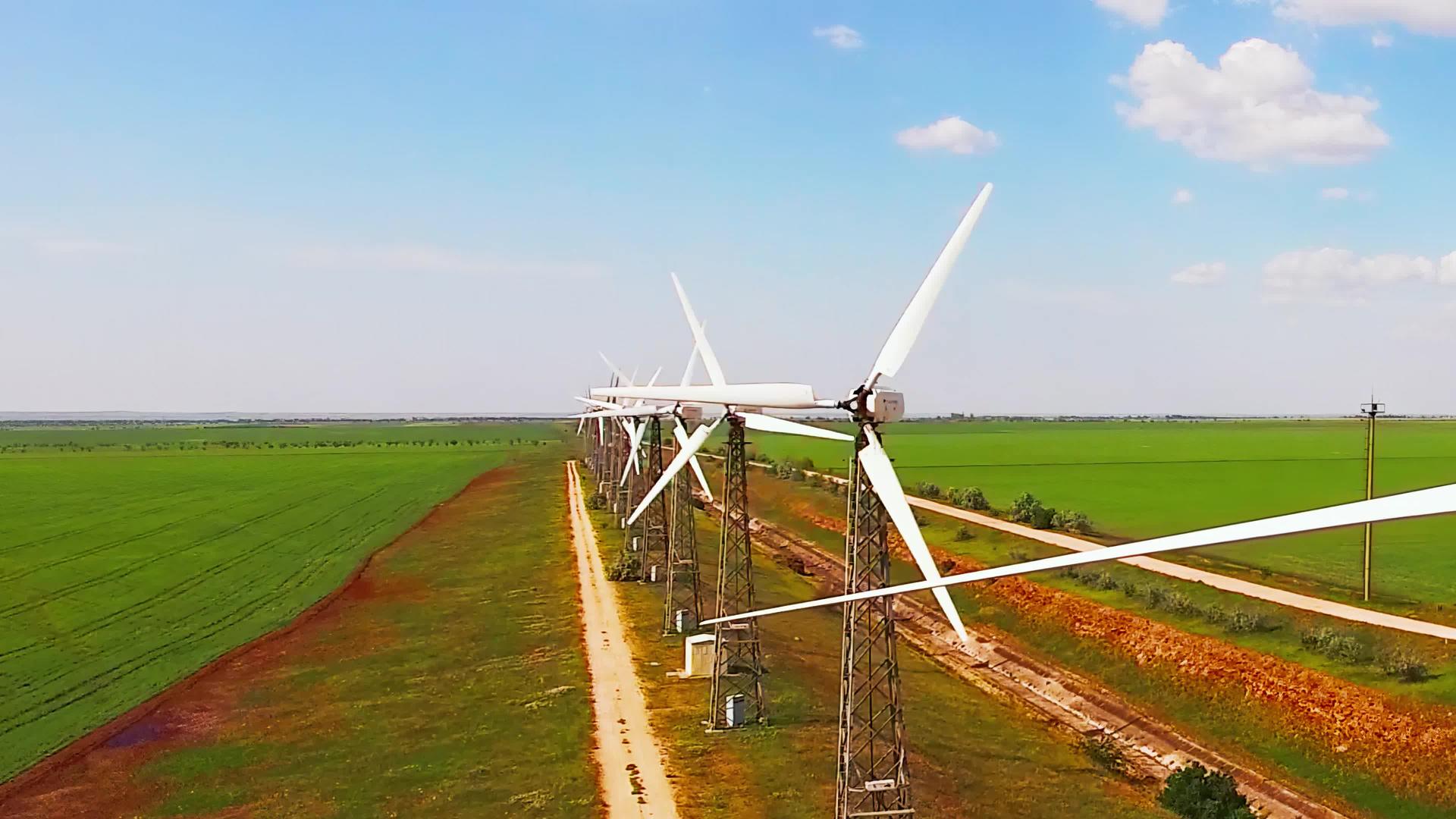 绿地风力农场evpatoriacrimea视频的预览图