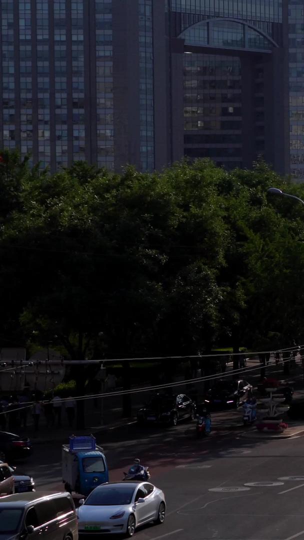 北京朝阳门延迟工作高峰交通高峰视频的预览图