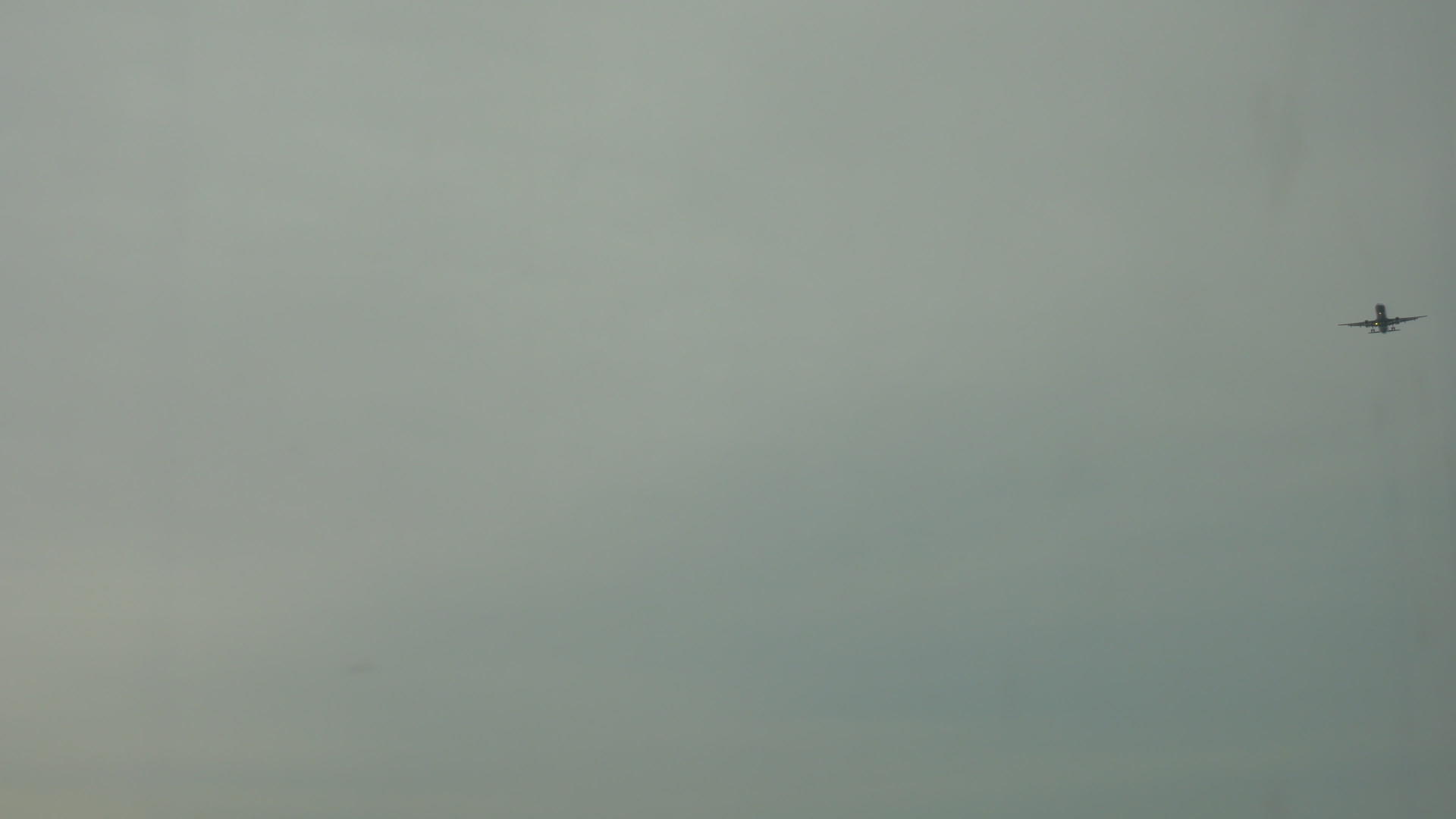 飞机飞越法兰福特视频的预览图