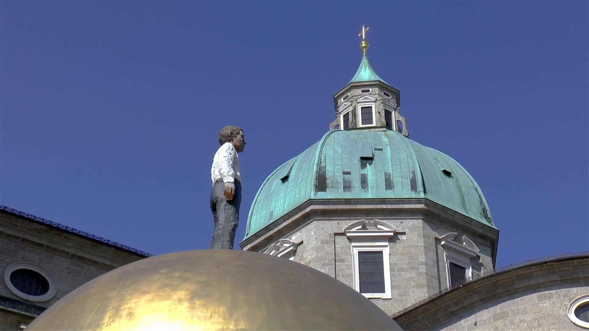 萨尔茨堡的卡皮特尔广场石膏视频的预览图