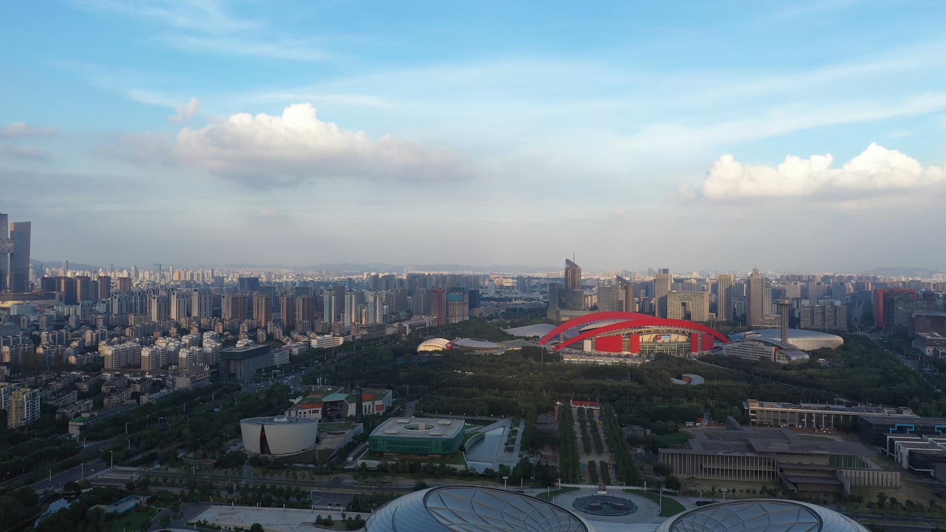 南京奥体中心CBD航拍4K城市建筑群视频的预览图