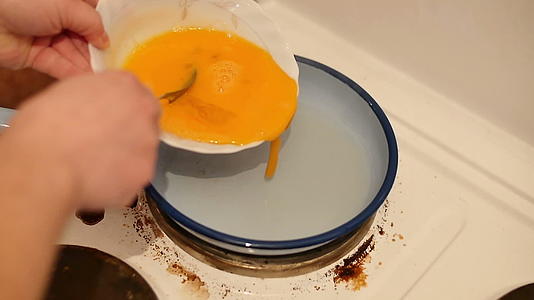 煮炒鸡蛋视频的预览图