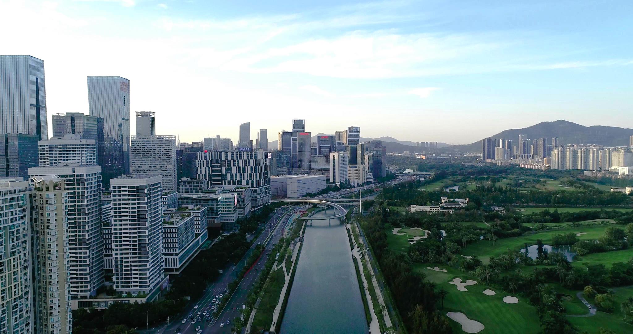 深圳南山区大沙河生态长廊4k视频的预览图