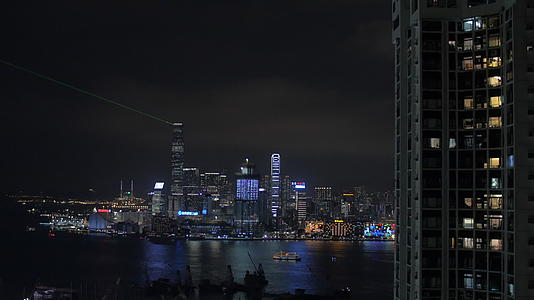 晚上在香港放灯视频的预览图