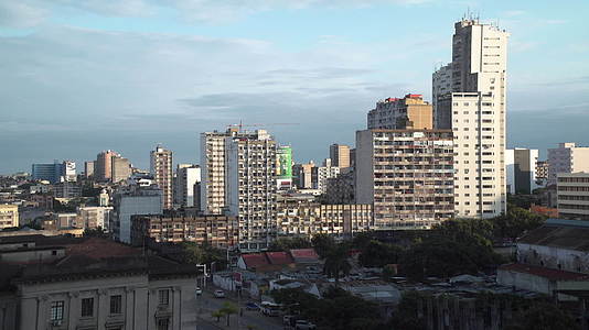 以mozambique单位地图城市上空高角视图视频的预览图